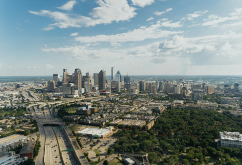 🌍 Study Abroad in Dallas Colleges: Programs, Scholarships & Tips